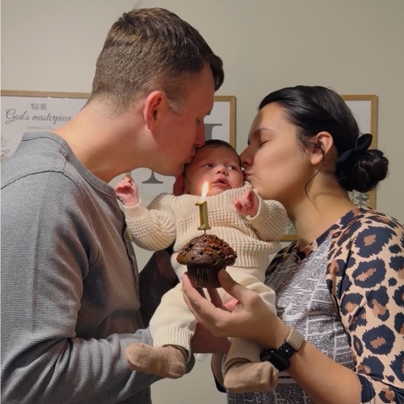 Meet your Posher, Diana - Picture 3 of 4